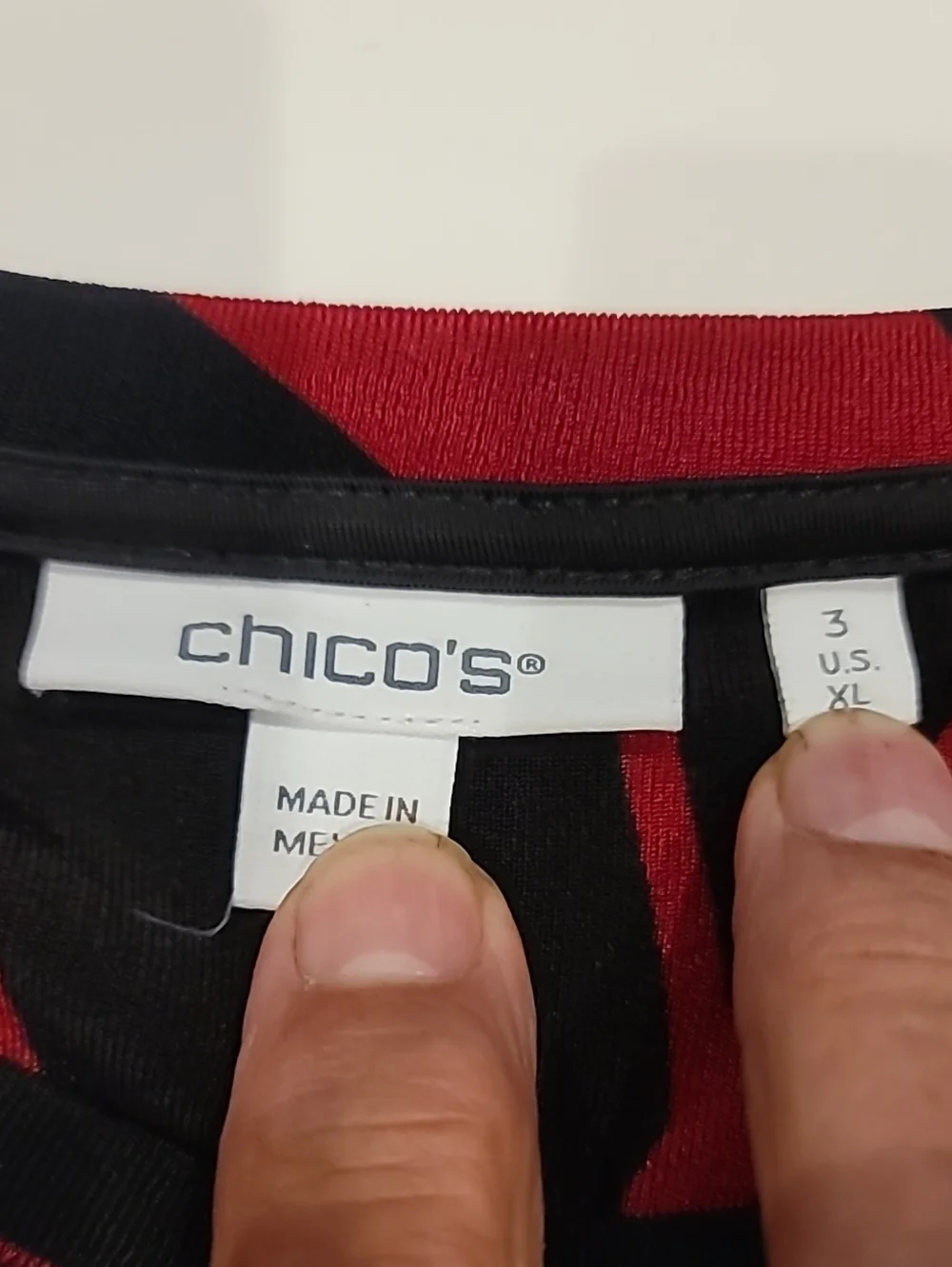 Chico's Black Top with Bold Red Abstract Print XL - Picture 7 of 11